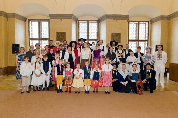 Přijetí folklorních souborů na plzeňské radnici. Fotografie: P. Eret 260615_Prijeti_CIOFF_1