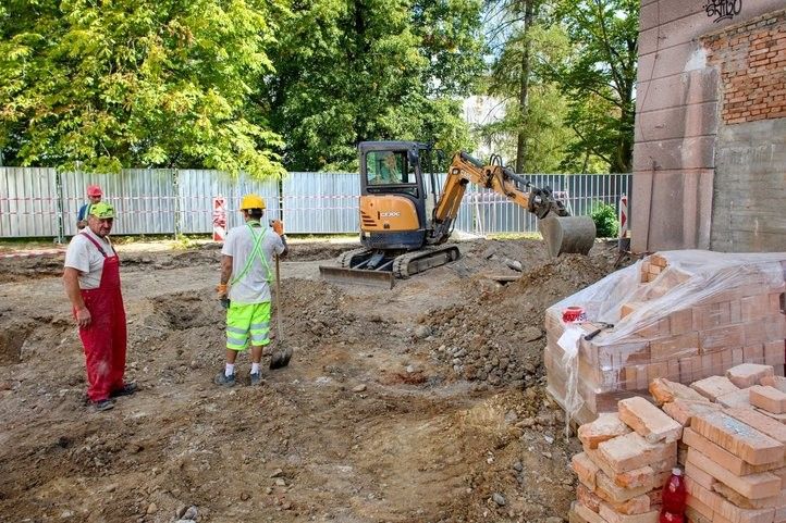 Rozšíří se 21. základní škola. Fotografie: P. Eret 260827_21_Zakladni_Skola_3