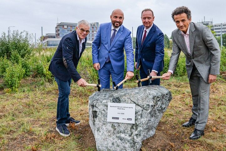 Zahájení stavby, lokalita (fotografie: M. Pecuch) 260909_Sportovni_hala_Borska_pole_Zahajeni_stavby_1