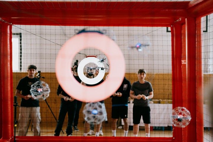 Zdroj fotografií: Správa informačních technologií města Plzně 260930_Drone_soccer_5