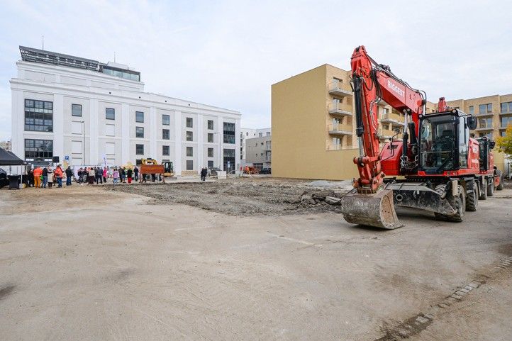 Zahájení stavby bytového domu A1-4 na Světovaru (fotografie: M. Pecuch) 261002_Svetovar_A1_4_byt_dum_3