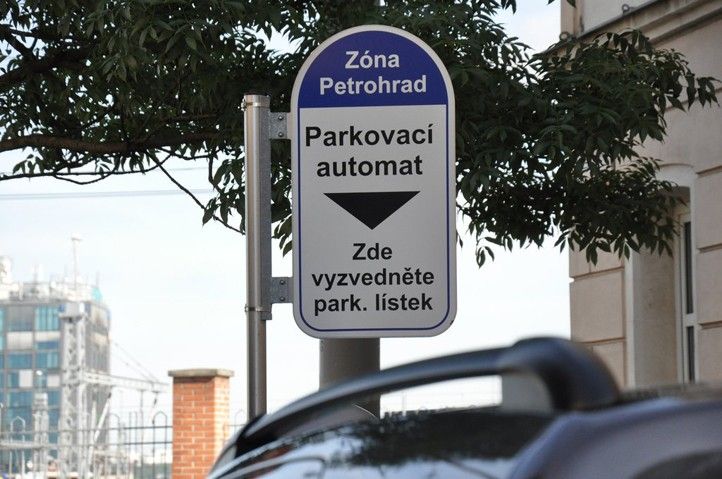 261027_Parkovani_zona_Petrohrad